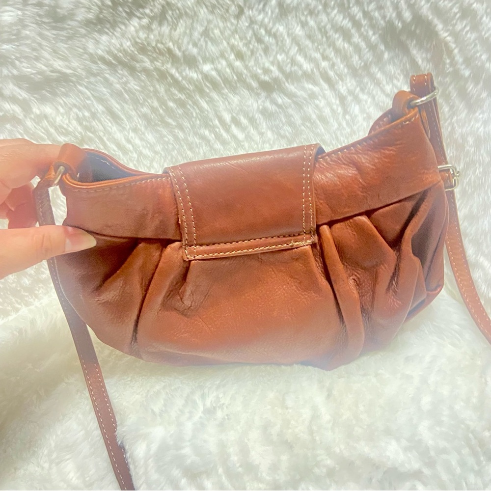 Elegant Genuine Leather Crossbody Bag - Picture 6 of 13